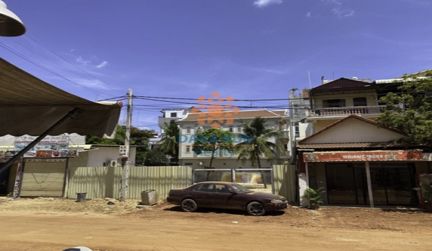 Land for Rent on Main Road, Sangkat Svay Dangkum, Siem Reap city